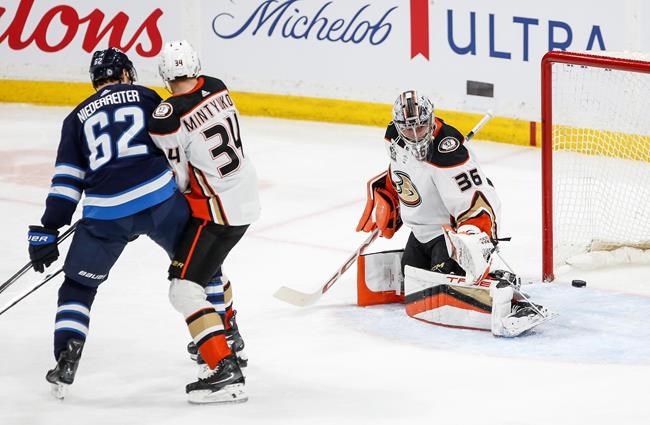 Toffoli, Brossoit help Jets soar past struggling Ducks 6-0 | iNFOnews.ca