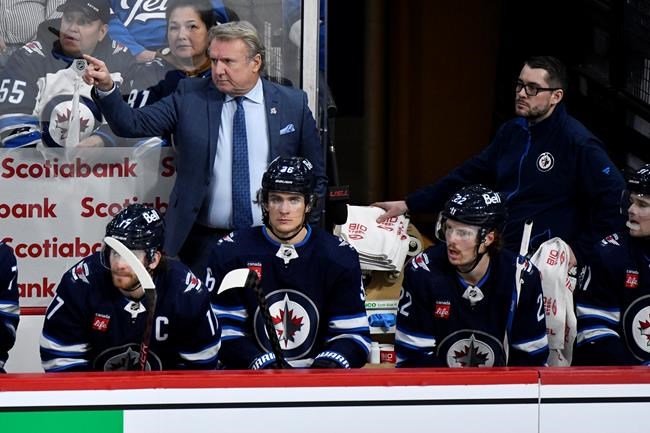 Jets head coach Bowness to be away from team after medical procedure | iNFOnews.ca