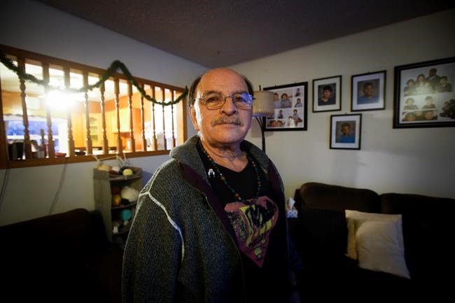 Manitoba premier to apologize to two men switched at birth in 1955 | iNFOnews.ca
