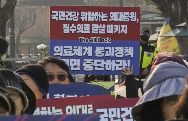 Why are striking doctors in South Korea facing license suspensions and what’s next? | iNFOnews.ca