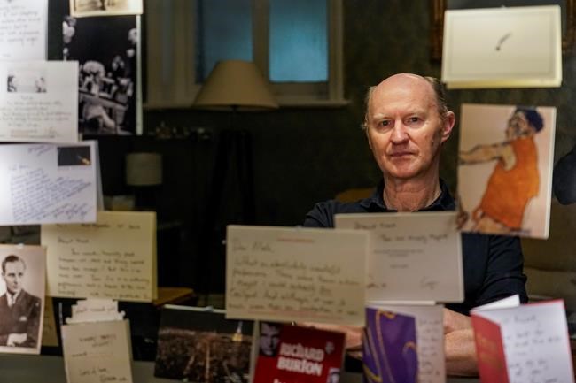 Stage hit 'The Motive and the Cue' depicts a Hollywood golden couple. Now moviegoers can see it too | iNFOnews.ca Stage hit 'The Motive and the Cue' depicts a Hollywood golden couple. Now moviegoers can see it too | iNFOnews.ca
