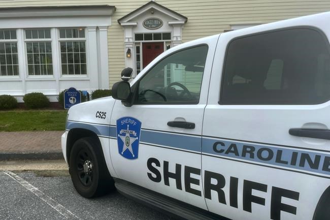 A small town suspended its entire police force. Residents want to know why | iNFOnews.ca