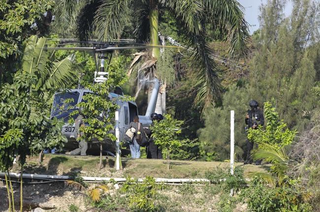 Haitians emerge from homes during brief respite from gang violence. Hours later, gunfire erupts | iNFOnews.ca