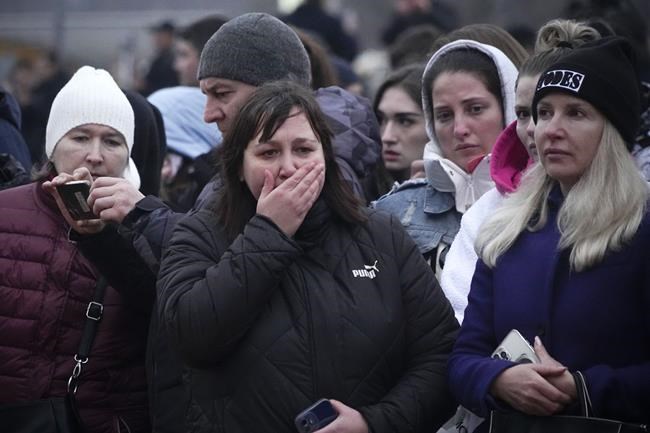 Concert hall attack dents Putin's tough image. He tries to use it to rally support for Ukraine war | iNFOnews.ca