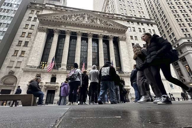 Stock market today: S&P 500 sets a record after Wall Streets breaks out of its lull | iNFOnews.ca