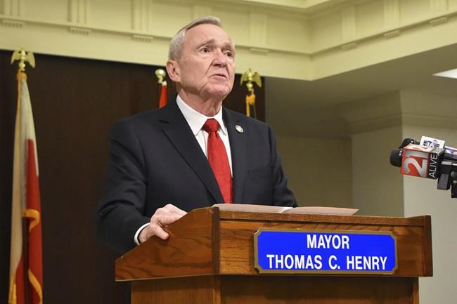 Fort Wayne Mayor Tom Henry dies after medical emergency amid cancer battle | iNFOnews.ca