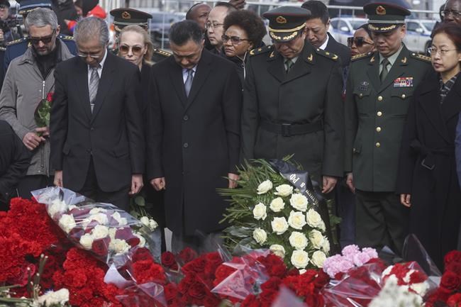 Ambassadors lay flowers at site of Moscow concert hall massacre | iNFOnews.ca