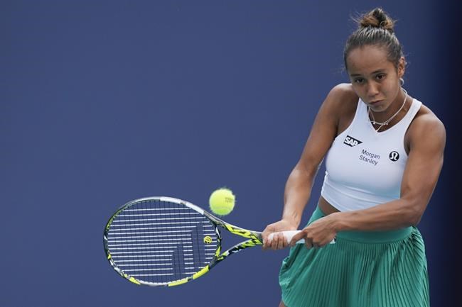 Canada's Fernandez falls 6-4, 6-4 to Stephens in second round of Charleston Open | iNFOnews.ca Canada's Fernandez falls 6-4, 6-4 to Stephens in second round of Charleston Open | iNFOnews.ca