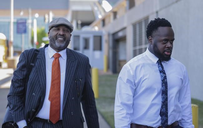 Police officers' trial on civil rights charges in Tyre Nichols death to stay in Memphis, judge says | iNFOnews.ca