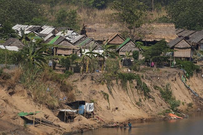 Fighting escalates in eastern Myanmar as army holds out against resistance push on key border town | iNFOnews.ca