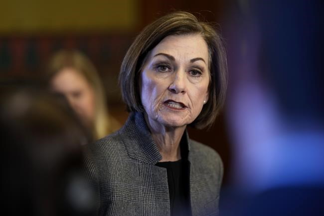Iowa governor signs bill that gives state authority to arrest and deport some migrants | iNFOnews.ca