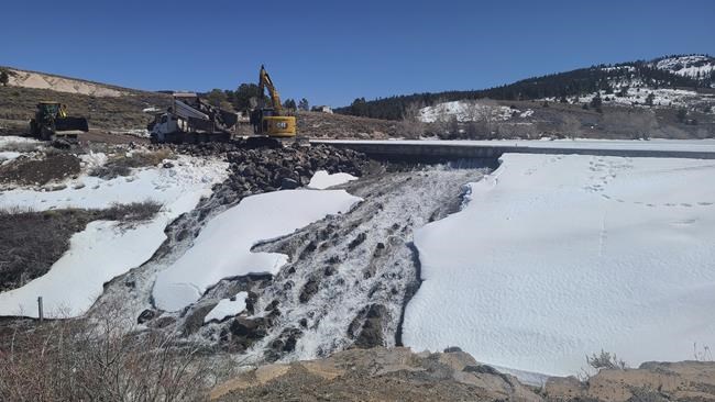 Evacuation notice lifted in Utah town downstream from cracked dam | iNFOnews.ca Evacuation notice lifted in Utah town downstream from cracked dam | iNFOnews.ca
