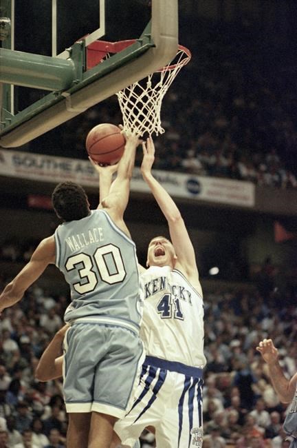 Kentucky hires BYU's Mark Pope as men's basketball coach to replace John Calipari | iNFOnews.ca