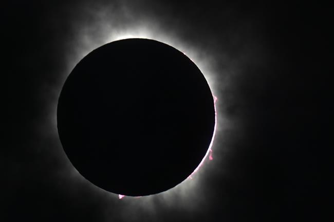 An AP photographer explains how he captured the moment of eclipse totality | iNFOnews.ca An AP photographer explains how he captured the moment of eclipse totality | iNFOnews.ca