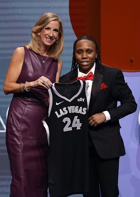 Caitlin Clark taken No. 1 in the WNBA draft by the Indiana Fever, as expected | iNFOnews.ca Caitlin Clark taken No. 1 in the WNBA draft by the Indiana Fever, as expected | iNFOnews.ca