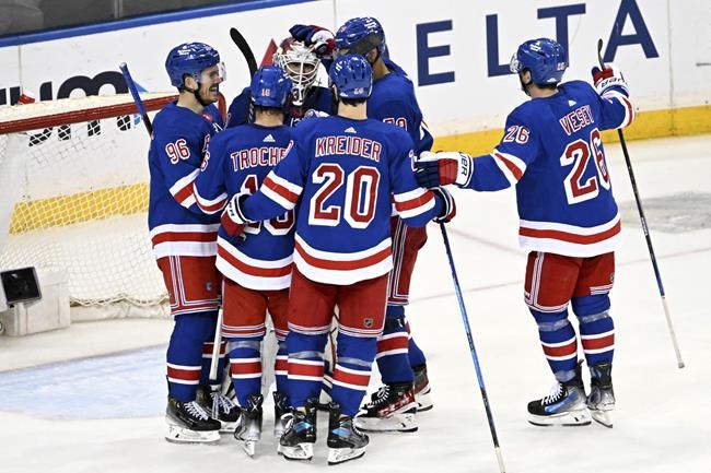 Artemi Panarin scores 49th goal as Rangers beat Senators 4-0 to clinch Presidents' Trophy | iNFOnews.ca Artemi Panarin scores 49th goal as Rangers beat Senators 4-0 to clinch Presidents' Trophy | iNFOnews.ca