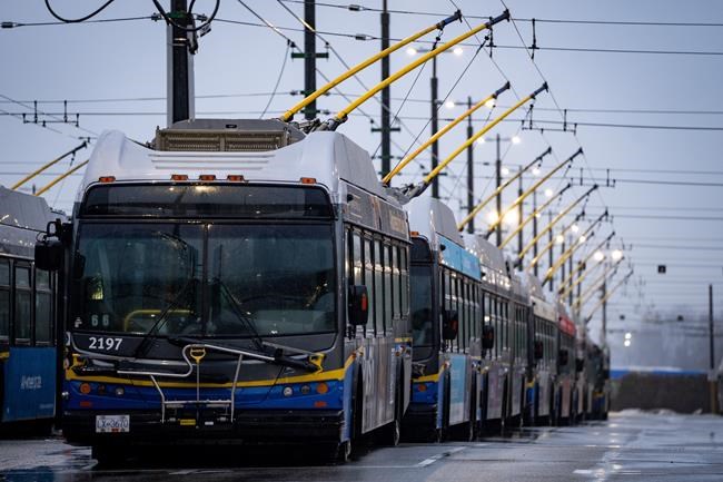 B.C. government earmarks $300M to help TransLink buy more buses, reduce overcrowding | iNFOnews.ca