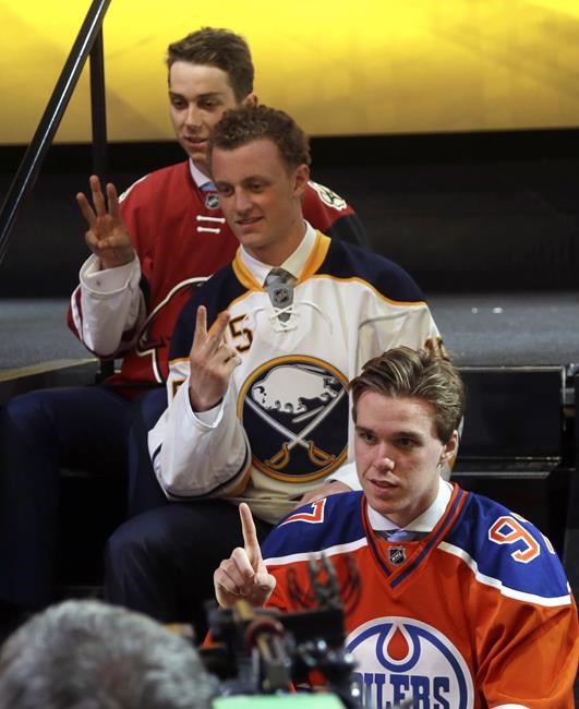 How bad did Dylan Strome want to make the NHL playoffs? Ask his brothers | iNFOnews.ca