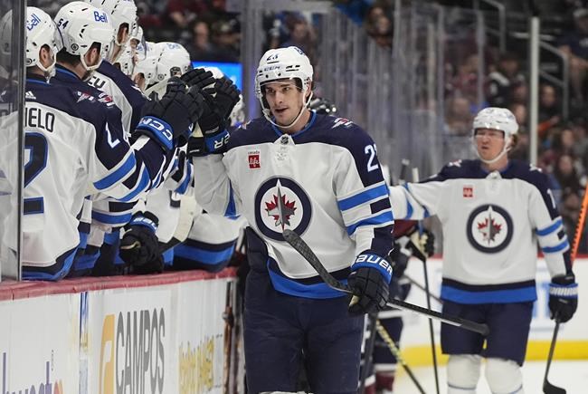 Streaking Jets prepare for playoff clash with star-studded Avalanche | iNFOnews.ca