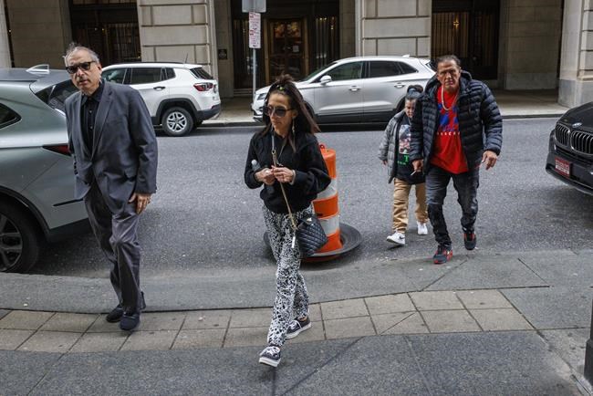 Ex-Philadelphia police officer pleads guilty in shooting death of 12-year-old boy | iNFOnews.ca