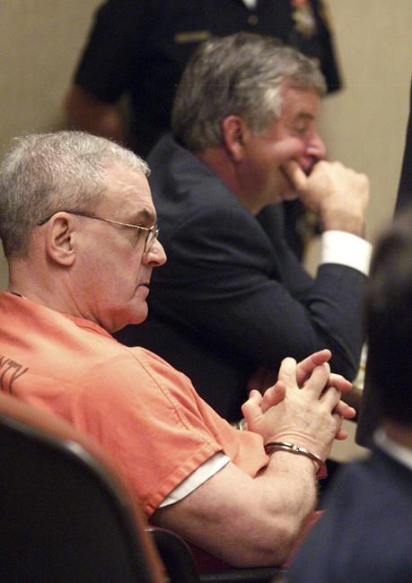 A rabbi serving 30 years to life in his wife's contract killing has died, prison officials say | iNFOnews.ca