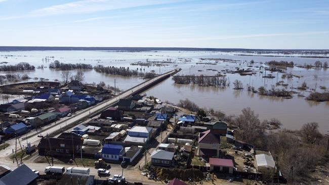 Rivers recede but flooding plagues thousands in central Russia | iNFOnews.ca