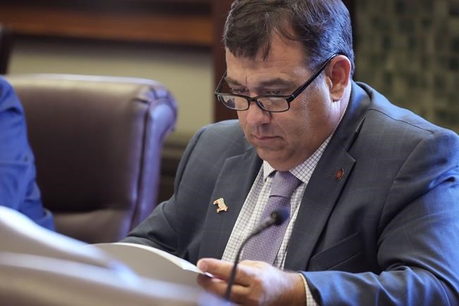 Mississippi lawmakers move toward restoring voting rights to 32 felons as broader suffrage bill dies | iNFOnews.ca