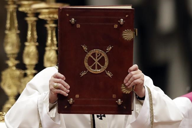 'A step back in time': America's Catholic Church sees an immense shift toward the old ways | iNFOnews.ca 'A step back in time': America's Catholic Church sees an immense shift toward the old ways | iNFOnews.ca