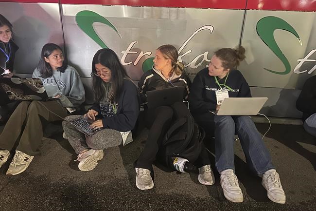 Student journalists are covering their own campuses in convulsion. Here's what they have to say | iNFOnews.ca