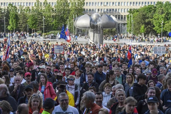 Thousands rally in Slovakia to protest a controversial overhaul of public broadcasting | iNFOnews.ca Thousands rally in Slovakia to protest a controversial overhaul of public broadcasting | iNFOnews.ca