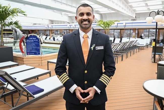Montreal launches cruise season with ship that protected 1,500 Ukrainian refugees | iNFOnews.ca Montreal launches cruise season with ship that protected 1,500 Ukrainian refugees | iNFOnews.ca