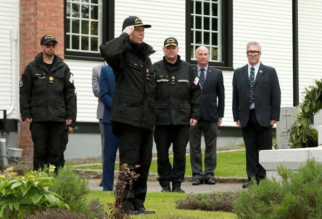 Princess Anne lays wreath at B.C. veteran's cemetery; receives 21-gun salute | iNFOnews.ca Princess Anne lays wreath at B.C. veteran's cemetery; receives 21-gun salute | iNFOnews.ca