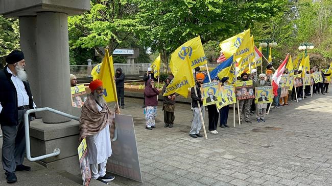 Protests as three Indian nationals face B.C. court, accused of Nijjar murder | iNFOnews.ca