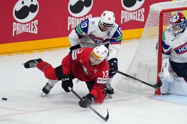 Sweden defeats the US 5-2 at the start of the ice hockey world championship | iNFOnews.ca Sweden defeats the US 5-2 at the start of the ice hockey world championship | iNFOnews.ca