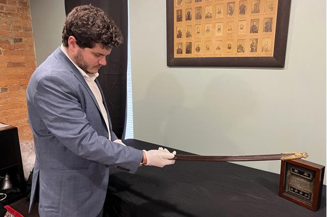 Civil War General William T. Sherman's sword and other relics to be auctioned off in Ohio | iNFOnews.ca Civil War General William T. Sherman's sword and other relics to be auctioned off in Ohio | iNFOnews.ca