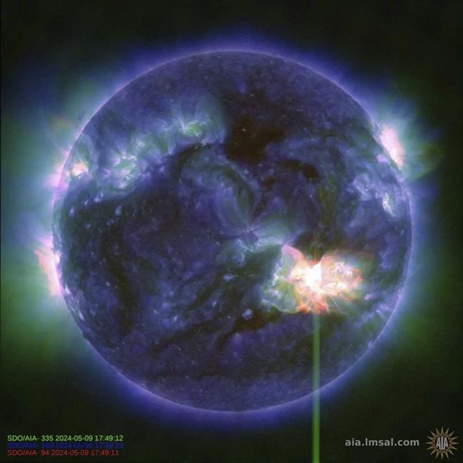 Major solar storm hits Canada, bringing risks and prospect of spectacular aurora | iNFOnews.ca Major solar storm hits Canada, bringing risks and prospect of spectacular aurora | iNFOnews.ca