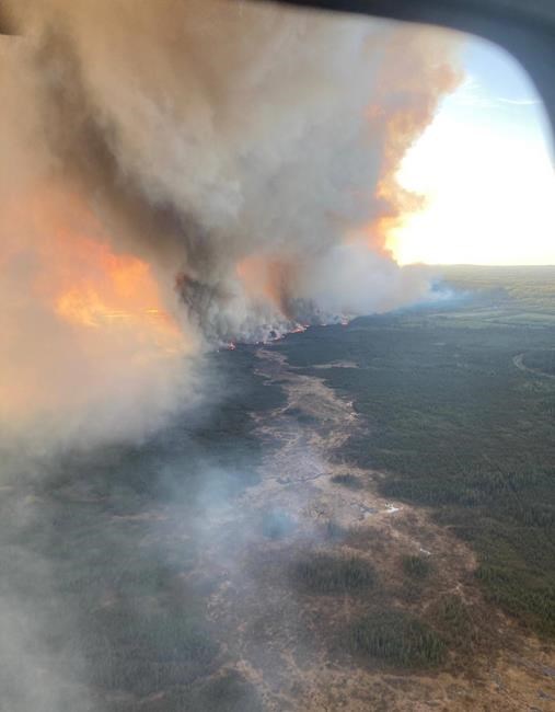 Wildfire that triggered evacuation of Fort Nelson, B.C. caused by downed tree: mayor | iNFOnews.ca Wildfire that triggered evacuation of Fort Nelson, B.C. caused by downed tree: mayor | iNFOnews.ca