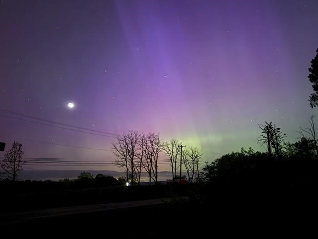 Federal agency says a second, if weaker, solar storm surge is likely Sunday | iNFOnews.ca