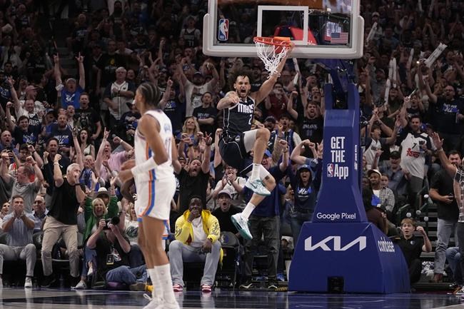 Kyrie Irving and Luka Doncic help Mavs hold off Thunder again for 2-1 lead in West semis | iNFOnews.ca