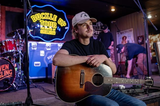 As his star rises, Canadian country singer Owen Riegling returns to his roots | iNFOnews.ca As his star rises, Canadian country singer Owen Riegling returns to his roots | iNFOnews.ca