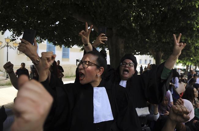 As crisis escalates in Tunisia, lawyers strike over arrested colleague they say was tortured | iNFOnews.ca As crisis escalates in Tunisia, lawyers strike over arrested colleague they say was tortured | iNFOnews.ca