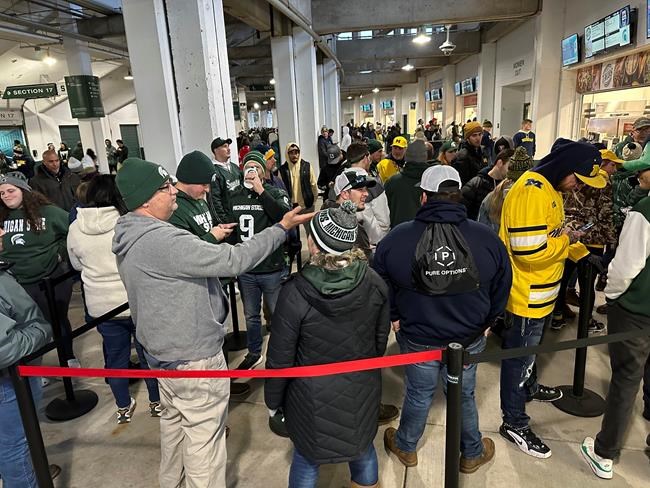 Michigan beginning alcohol sales at football games following successful rollouts at its other venues | iNFOnews.ca