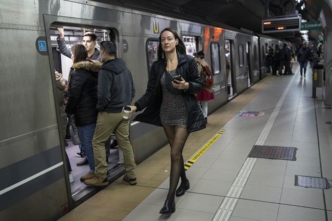 Argentine subway commuters see fares spike overnight by 360% | iNFOnews.ca