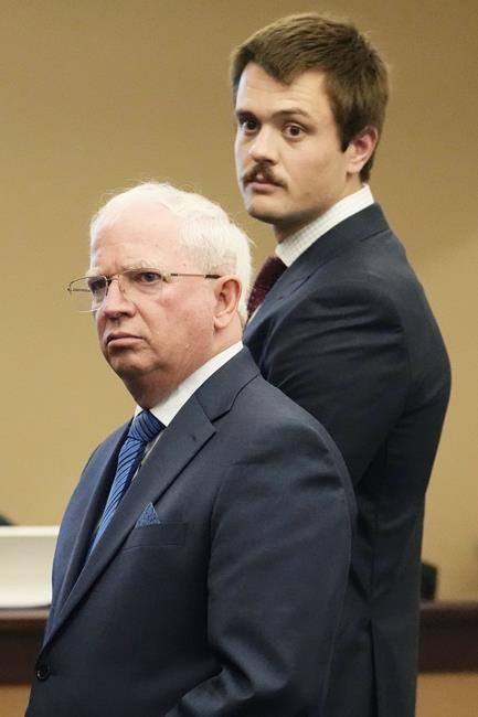 Attorney John Eastman pleads not guilty to felony charges in Arizona’s fake elector case | iNFOnews.ca Attorney John Eastman pleads not guilty to felony charges in Arizona’s fake elector case | iNFOnews.ca