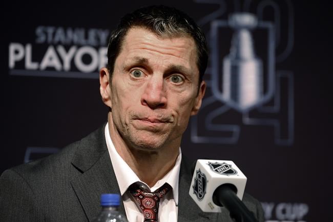 Carolina Hurricanes re-sign coach Rod Brind'Amour and staff to multi-year deals | iNFOnews.ca Carolina Hurricanes re-sign coach Rod Brind'Amour and staff to multi-year deals | iNFOnews.ca