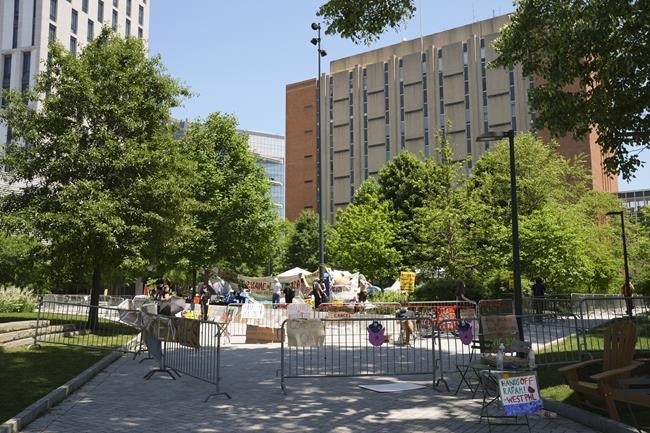 Police break up pro-Palestinian camp at the University of Michigan | iNFOnews.ca