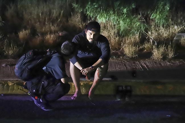 Stage collapse at a campaign rally in northern Mexico kills at least 9 people and injures 121 | iNFOnews.ca Stage collapse at a campaign rally in northern Mexico kills at least 9 people and injures 121 | iNFOnews.ca