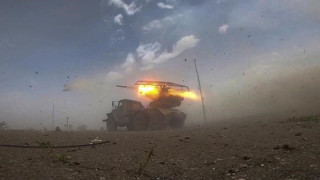 Russian missiles kill 7 in Ukraine's second-largest city as Moscow's troops press offensive | iNFOnews.ca Russian missiles kill 7 in Ukraine's second-largest city as Moscow's troops press offensive | iNFOnews.ca