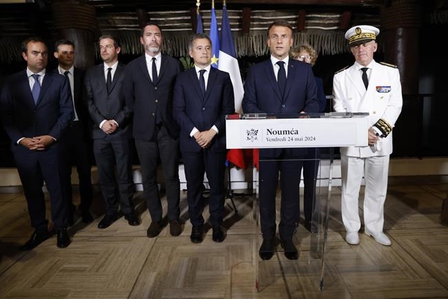 A police officer is held in deadly shooting in riot-hit New Caledonia after Macron pushes for calm | iNFOnews.ca A police officer is held in deadly shooting in riot-hit New Caledonia after Macron pushes for calm | iNFOnews.ca