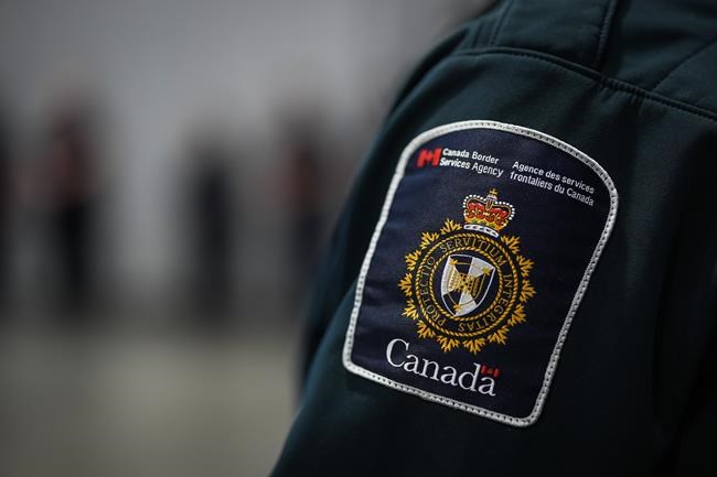 CBSA union warns of June border disruptions following strike mandate | iNFOnews.ca